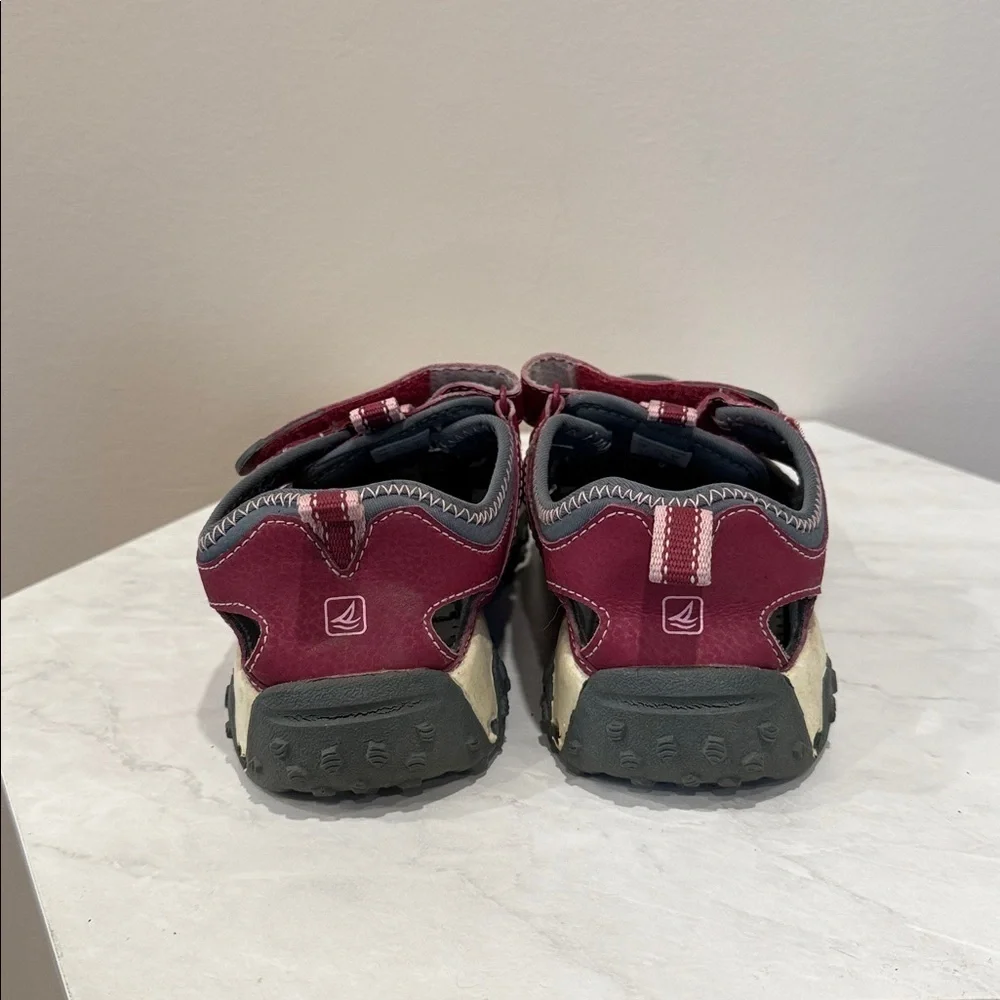 🔥Sperry Kids' Burgundy and Charcoal Sandals🔥